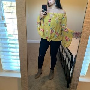 BRAND NEW off the shoulder top